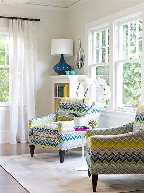 шевронные стулья