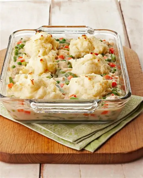 Куриный пирог с картофельным пюре