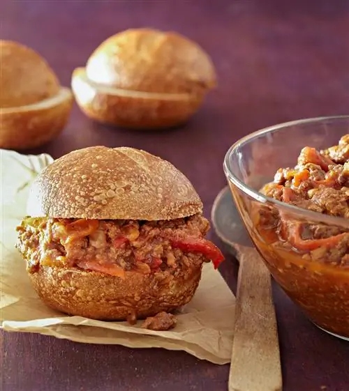 Портер и жареный красный перец Sloppy Joes
