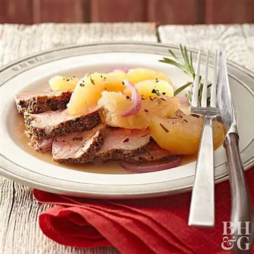 Яблоки с черным перцем и розмарином Яблоки с черным перцем и розмарином