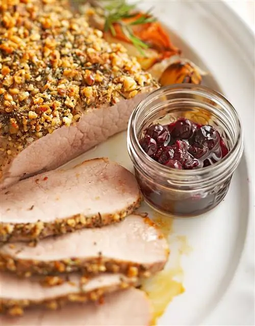 Маринованная черника с медом и бурбоном