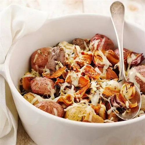 Новый картофель с панчеттой и чеддером