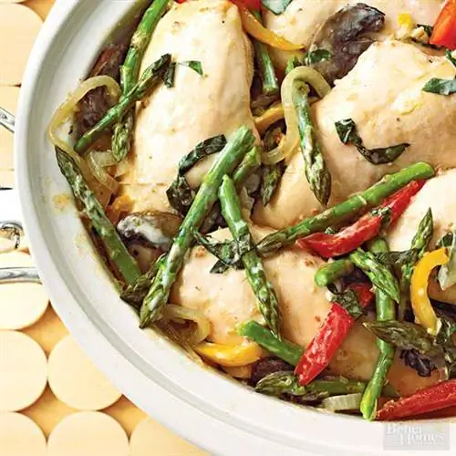 сливочный базилик с курицей и овощами,