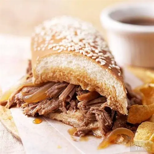 Простые французские бутерброды с соусом