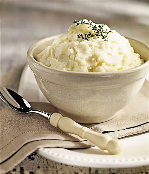 Картофельное пюре с чесноком и пастернаком