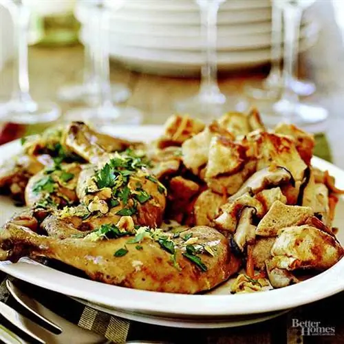 Курица с начинкой из закваски и грибов