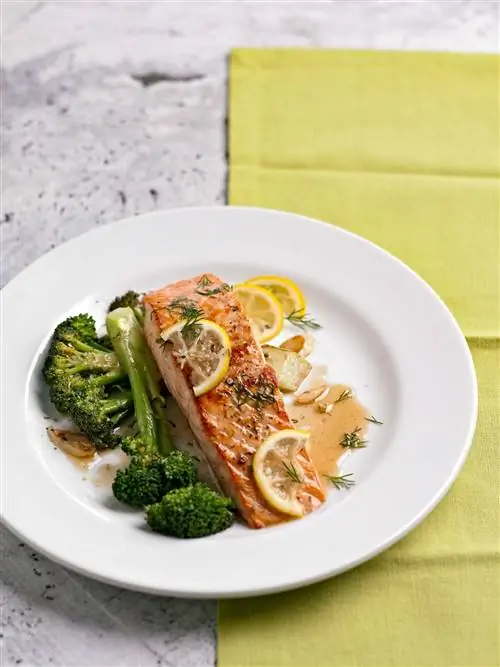 Цитрусовый лосось брокколи