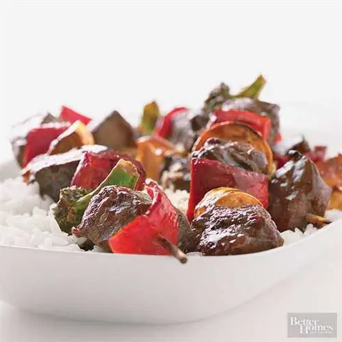 Кебаб из говядины и брокколи