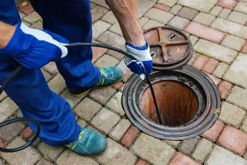 Преимущества гидроструйной очистки для коммерческой и жилой недвижимости