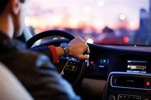 Советы экспертов по вождению, чтобы предотвратить автомобильные аварии