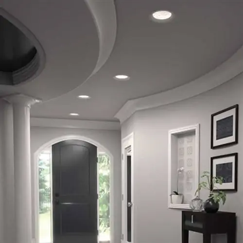 горшечные светильники в коридоре