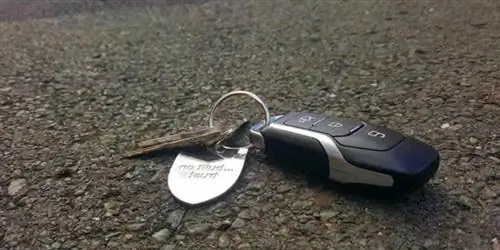 ключи автомобиля