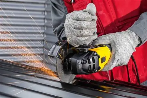 резка угловой шлифовальной машиной