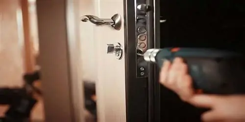Мастер-слесарь: Вам повезло, что у вас есть мистер Слесарь из Сент-Луиса