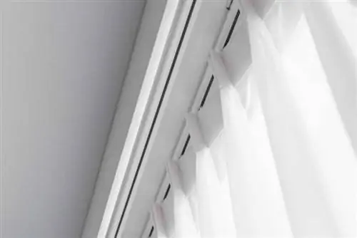 жалюзи в спальне