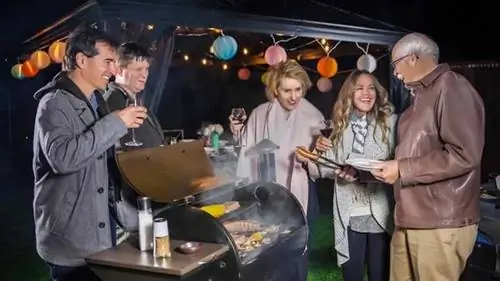 Обзор гриля на древесных пеллетах Z Grills - вечеринка с барбекю