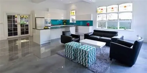 эпоксидный пол в современном дизайне открытого пола