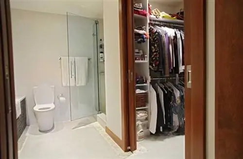 шкаф для ванной комнаты