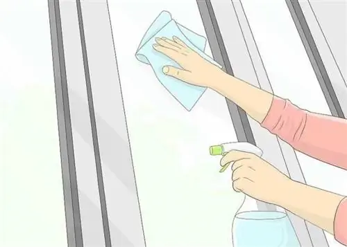 Несколько блестящих вариантов использования плексигласа в домашнем интерьере и как чистить плексиглас