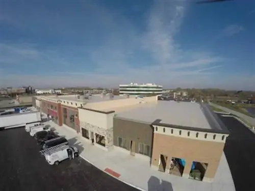 5 главных преимуществ установки плоской крыши для вашего бизнеса