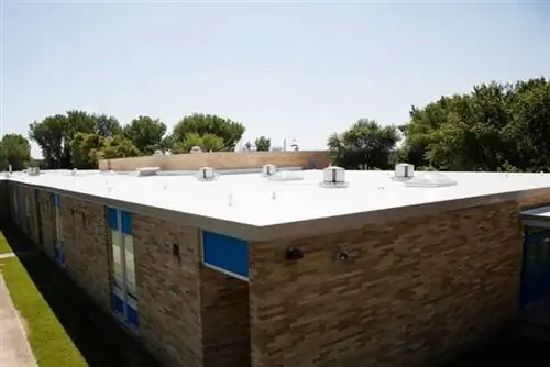 5 главных преимуществ установки плоской крыши для вашего бизнеса - плоская крыша