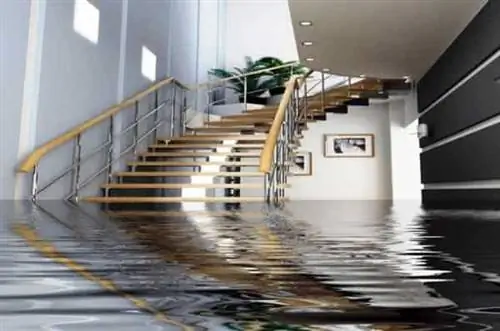 Как отремонтировать дом после повреждения водой