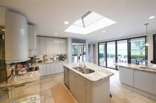 "фиксированный люк на кухне