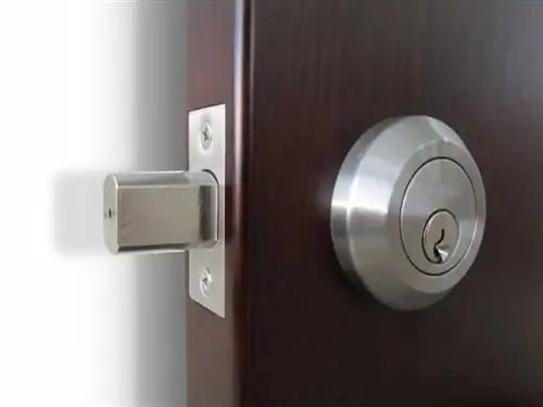 засов