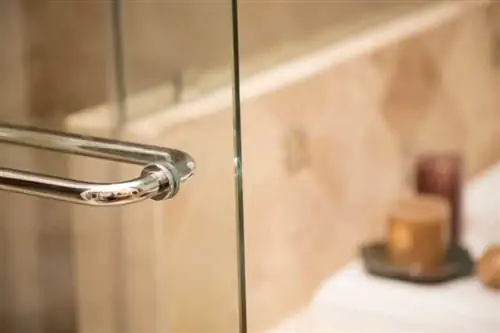 Советы по чистке стекол в душевой кабине - стеклянная дверь в душевой кабине