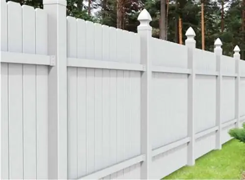 Когда лучше всего покупать забор - ограждение для уединения