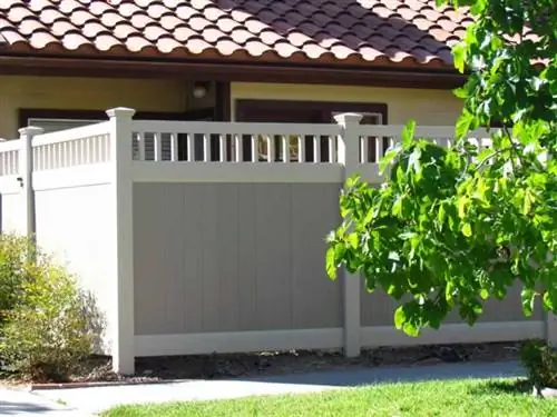 Когда лучше всего покупать забор?