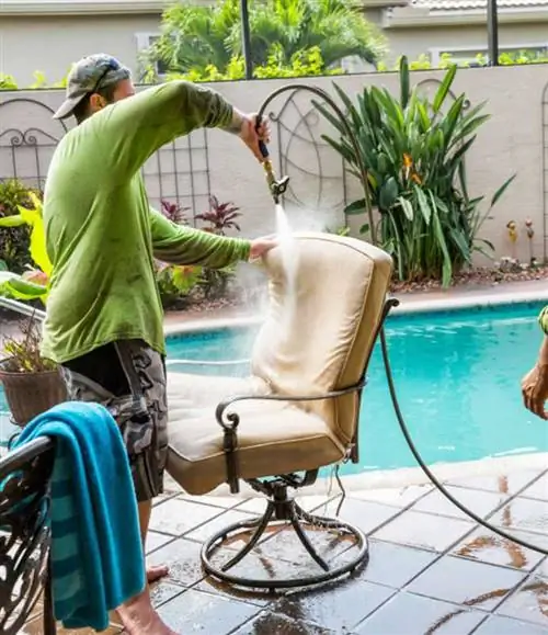 Простые средства для чистки мебели на открытом воздухе своими руками - чистка