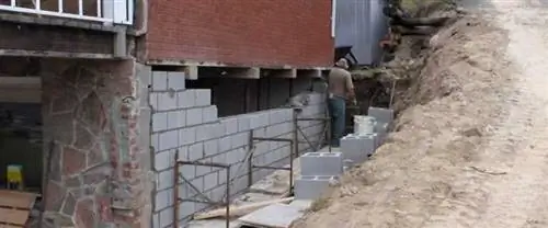 Не ждите слишком долго, если фундамент вашего дома ослабевает - ремонт