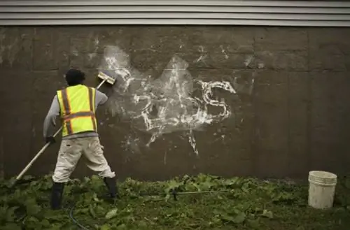 Какие растворители используют для удаления граффити - удаление