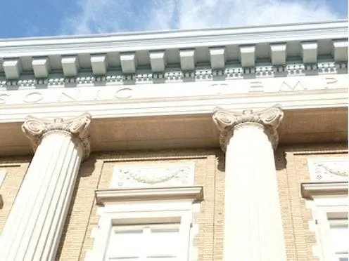 Архитектурные карнизы - масонский храм