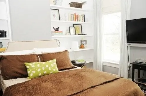 HouseofEarnest-Handmade-Hailhead-Soft-Headboard