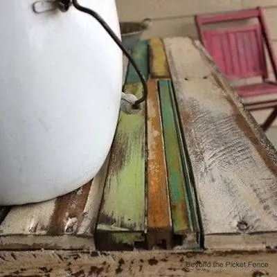 Скамейка из поддонов своими руками