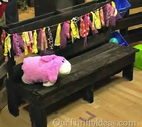 Детская скамья из поддонов своими руками