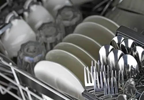 Как загрузить посудомоечную машину