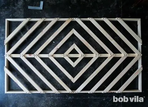 Как сделать шпалеру на стене