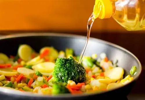 Как удалить масляные пятна