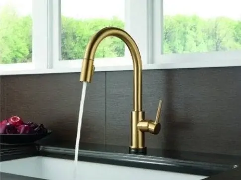 Delta-Trinsic-Faucet-Touch20-Technology-MagnaTIte-распылительная головка Delta-Trinsic-Faucet-Touch20-Technology-MagnaTIte-распылительная головка