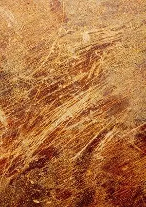 Как исправить царапины на дереве - грецкие орехи