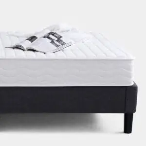 Лучшие дешевые варианты матрасов: Sunrising Bedding 8-дюймовый натуральный латексный матрас Queen
