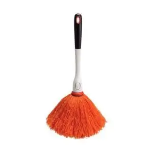 Лучший вариант тряпки: OXO Good Grips Microfiber Delicate Duster Лучший вариант тряпки: OXO Good Grips Microfiber Delicate Duster