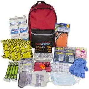 Лучшие варианты набора для землетрясения: Рюкзак Ready America 70380 Essentials Emergency Kit Лучшие варианты набора для землетрясения: Рюкзак Ready America 70380 Essentials Emergency Kit