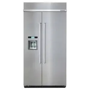 Лучший вариант встроенного холодильника: KitchenAid 25 куб. футов Встроенный холодильник