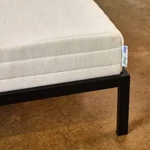 Лучшие варианты жестких матрасов: матрас из натурального латекса Pure Green от Sleep On Latex
