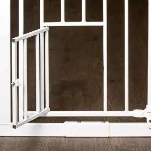 Лучший вариант детских ворот: Carlson Extra Tall Walk Through Pet Gate с дверью