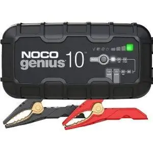Лучшие варианты зарядных устройств: NOCO GENIUS10, полностью автоматическое интеллектуальное зарядное устройство на 10 ампер